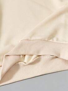 SHEIN Tween Girl 花卉與日文字母圖案連帽衫