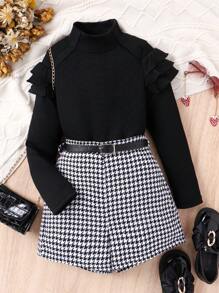 SHEIN Tween Girl Ruffle Trim Tee & Houndstooth Print Shorts Without Belt
