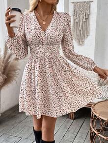 SHEIN LUNE 印花腰部打褶洋裝 - 杏色 - 查看 5