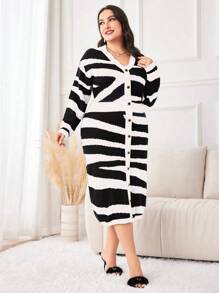 Mulvari Women's Plus Size Full Printed Single-breasted Sweater Dress - Black and White - View 5