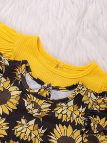 SHEIN Đứa bé gái 2 Miếng In hoa Sunflower Viền Ruffle Đầm - trắng - Xem 5