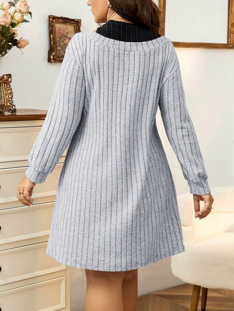 Elegant Gray V-neck Dress
