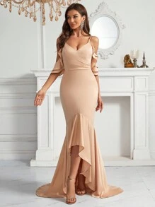 SHEIN Belle 冷肩露肩設計,荷葉邊修飾,人魚裙擺設計的伴娘禮服 - 卡其色 - 查看 4