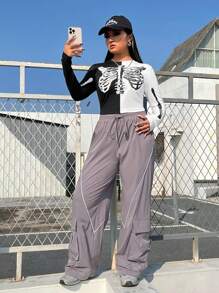 SHEIN EZwear Women's Plus Size Dual-color Skeleton Printed T-shirt - Black and White - View 4