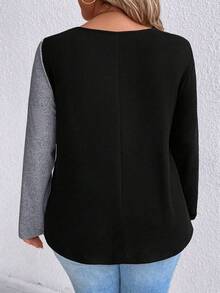 Plus Size Colorblock Button Placket Long Sleeve T-shirt - Black - View 2