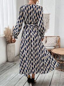 SHEIN VCAY 全印花v領繫帶腰長袖連身裙