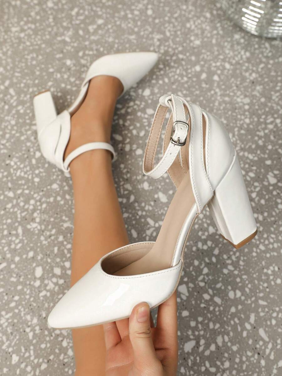 女士白色尖頭粗跟高跟鞋，帶扣，空心性感女鞋，純色，新鮮簡約，適用於多種場合
