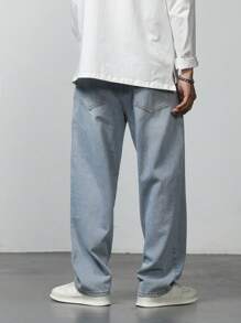 Claim Dot Men's Loose Fit Washed Slant Pocket Jeans - Light Wash - View 2