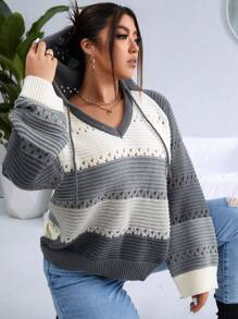 SHEIN LUNE Áo len cỡ lớn phối màu, khoét lỗ, có mũ, dây rút, kiểu dáng chui đầu, thích hợp cho mùa thu đông. - Xám - Xem 7