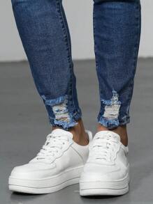 Manfinity LEGND Men's Ripped Casual Slim Fit Jeans With Tapered Leg
