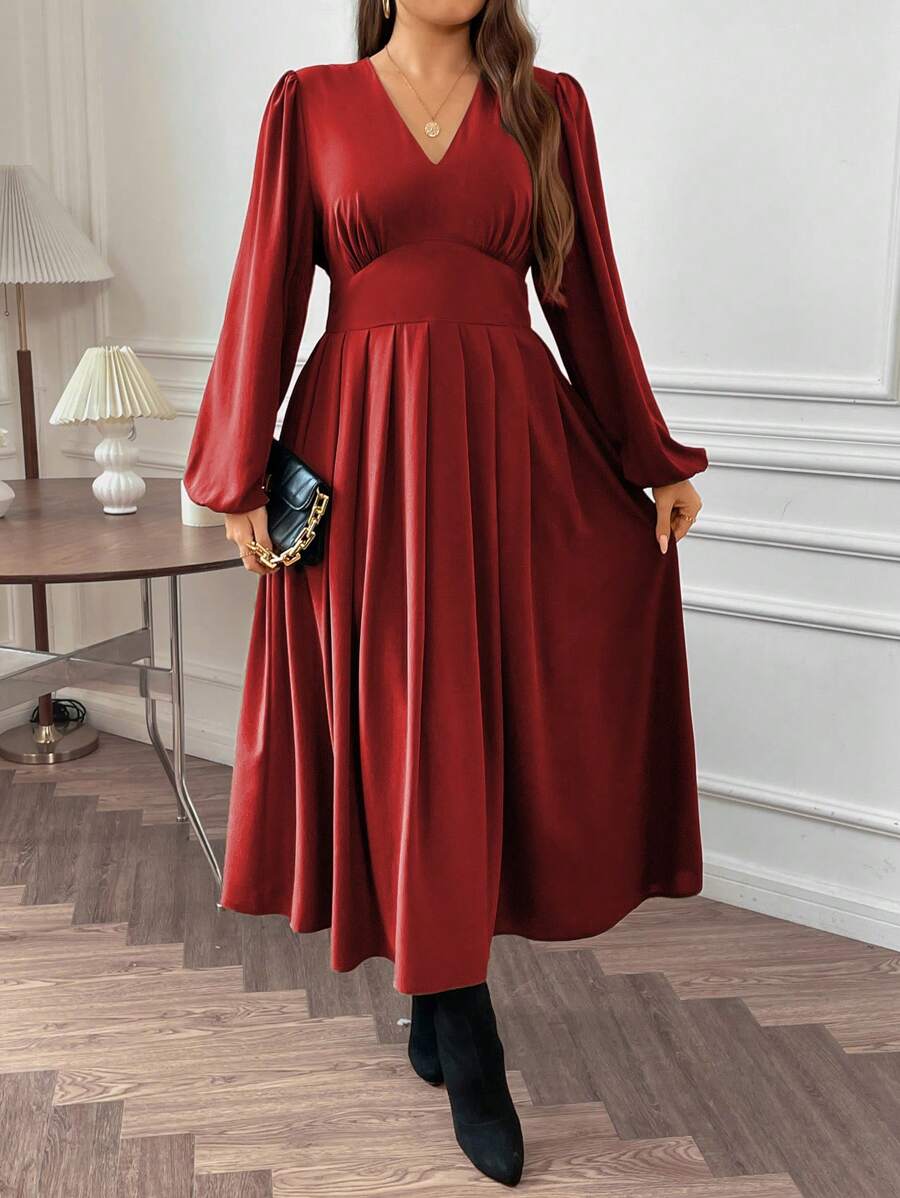 SHEIN Franclia 女性加大碼燈籠袖v領連衣裙 - 酒紅色 - 查看 1