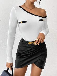 SHEIN Privé Áo thun nữ có viền tương phản bất đối xứng - trắng - Xem 6