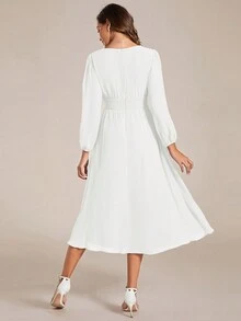 EVERPRETTY Elegantes Kurzes Brautkleid Mit V-ausschnitt Und Laternenärmeln - Weiss - Übersicht 2