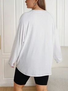 SHEIN EZwear Plus Size Raglan Sleeve T-Shirt - White - View 2