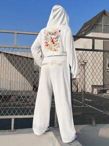 SHEIN EZwear Plus Floral & Tiger Zip Up Hoodie & Sweatpants - White - View 4