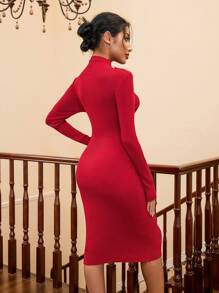 SHEIN Privé Chi tiết Nút Đầm Áo len Với Ôm sát hông Phù hợp Và Tay áo dài - Đỏ - Xem 2