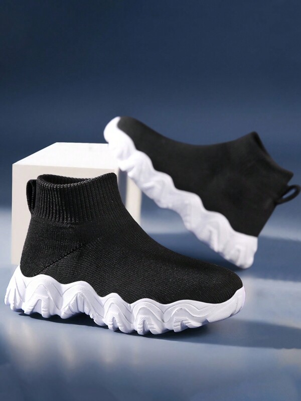 حذاء جري سهل الارتداء مبسط