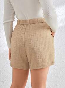 SHEIN Essnce Plus Size Textured Fabric Shorts