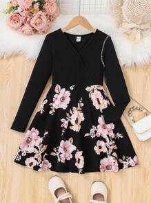 SHEIN 少女休閒針織v領長袖花朵拼接裙,適用於秋冬季節 - 黑色 - 查看 2