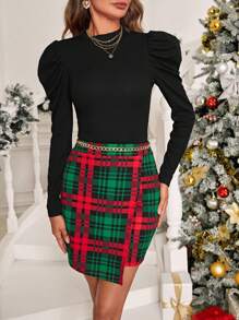 SHEIN Clasi 1pc Gigot Sleeve Tee & 1pc Plaid Print Asymmetrical Hem Skirt