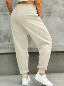 SHEIN EZwear 加大號骷髏花紋印花束口休閒運動褲 - 杏色 - 查看 2