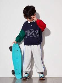 SHEIN Pantalones Knitted Cómodos Y Casuales Para Niños Pequeños Con Franjas Laterales Y Cinta Tejida Con Etiqueta De Marca En Inglés