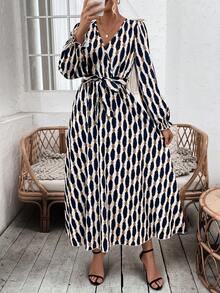 SHEIN VCAY 全印花v領繫帶腰長袖連身裙