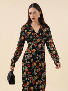 SHEIN Privé 花卉印花雪紡V領長袖女裝連衣裙 - 彩色 - 查看 2