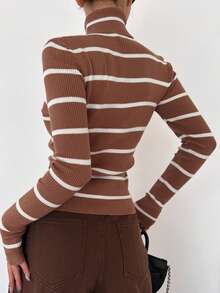 DAZY Striped Pattern Turtleneck Sweater - Brown - View 4