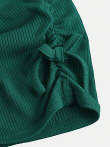 Chica adolescente Camiseta con abertura con patrón de corazón fruncido con nudo lateral de cuello alto