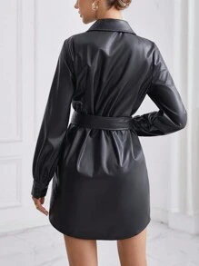 SHEIN Privé Da giả Quay xuống Vòng cổ Nút phía trước Váy có thắt lưng Với túi - màu đen - Xem 2