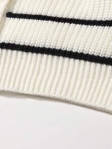 SHEIN Qutie Mẫu sọc Nút phía trước Áo len Mở - Đen và trắng - Xem 5