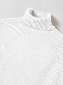 SHEIN LUNE 大尺寸純色高領蝙蝠袖毛衣 - 白色 - 查看 5