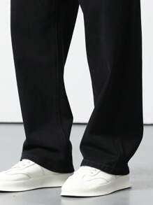 Manfinity Hypemode Loose Fit Men's Jeans With Slant Pockets - Black - View 5