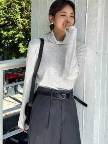 DAZY Áo thun dài tay dệt kim gân cổ cao - Xám - Xem 5