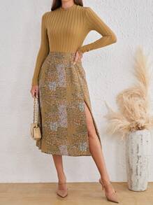 SHEIN Frenchy Rib-knit Tee & Ditsy Floral Split Thigh Skirt - Khaki - View 1