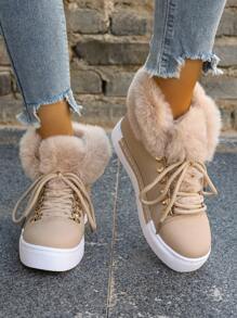 Botas de nieve de cuña con puntera redonda y suela gruesa para mujer. Botas de media pantorrilla con cuello de piel, diseño de boca de tigre con cordones. Suela de goma, adecuadas para uso diario, actividades de nieve al aire libre, atuendos de oficina. Cómodas y cálidas. Botas de nieve de moda en beige para otoño/invierno.