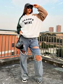 SHEIN EZwear Talla grande Capucha teddy con bordado de letra de manga raglán - Multicolor - Ver 2