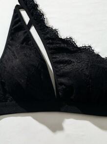 SHEIN Lencería de encaje floral con recortes sexy tipo bralette - Negro - Ver 4