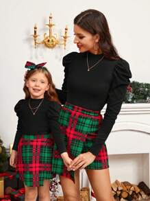 SHEIN Clasi 1pc Gigot Sleeve Tee & 1pc Plaid Print Asymmetrical Hem Skirt