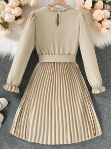 少女荷叶边荷叶袖褶边下摆系带连衣裙，适合度假、夏季、旅行 - 杏色 - 查看 2