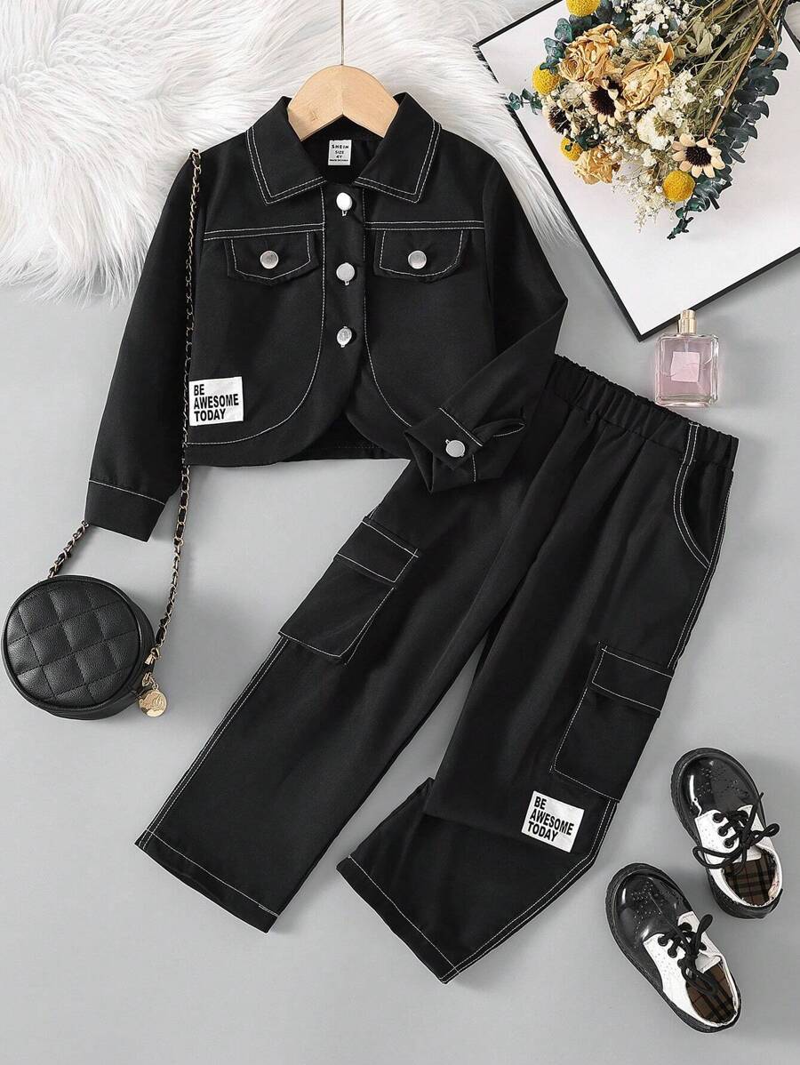 SHEIN 女小童字母貼布翻蓋口袋夾克和褲子 - 黑色 - 查看 1