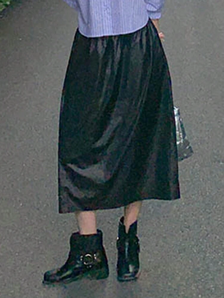 Solid Slant Pocket Elastic Waist Skirt Leather Skirt
