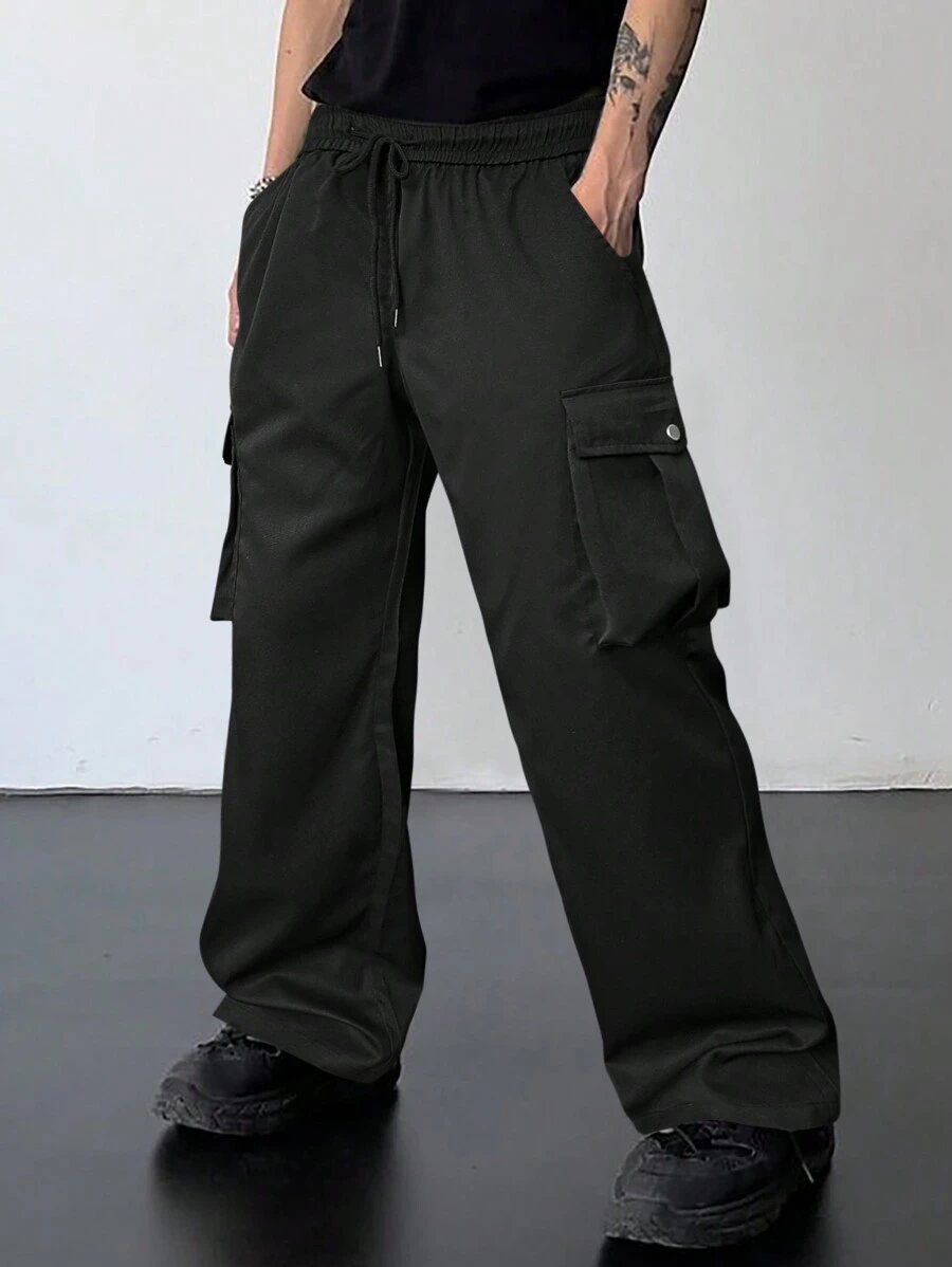 Manfinity EMRG Loose Fit Men's Cargo Pants With Side Pockets - Black - View 1