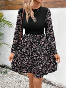 SHEIN VCAY Vestido Acanalado Floral - Negro - Ver 1