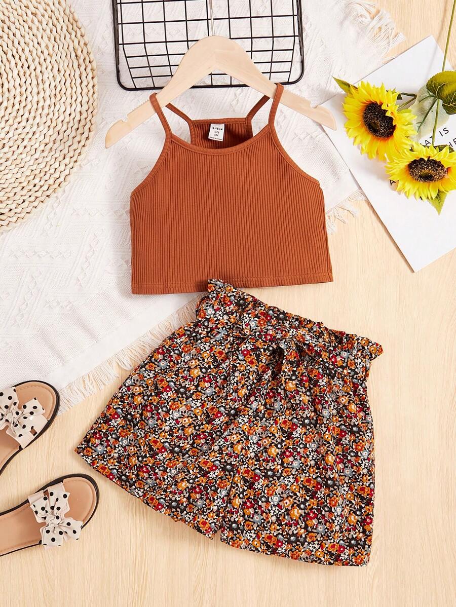 SHEIN Cô gái Tween Chất rắn Cami ngọn & In hoa Ditsy Nếp gấp cao eo Quần Short có thắt lưng - Màu Khaki - Xem 1