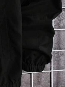 Manfinity BRENVOR 宽松男士长袖字母拼接连帽夹克，适合秋冬季穿着