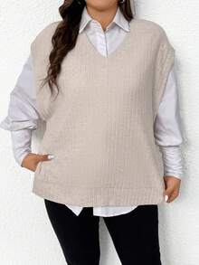 SHEIN Frenchy 大尺碼女性v領針織背心 - 杏色 - 查看 4