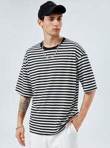 Manfinity VCAY 男士圓領寬鬆下擺短袖基本款休閒T恤，夏季簡約百搭 - 黑與白 - 查看 6