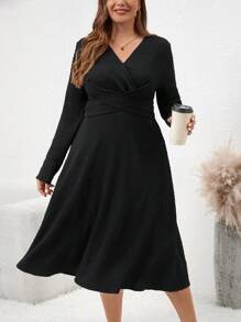SHEIN LUNE Plus Size Women'S Cross Design Textured Fabric Dress - Black - View 1